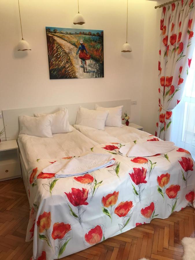 Victoria Luxury Apartment 11 Бухарест Екстер'єр фото