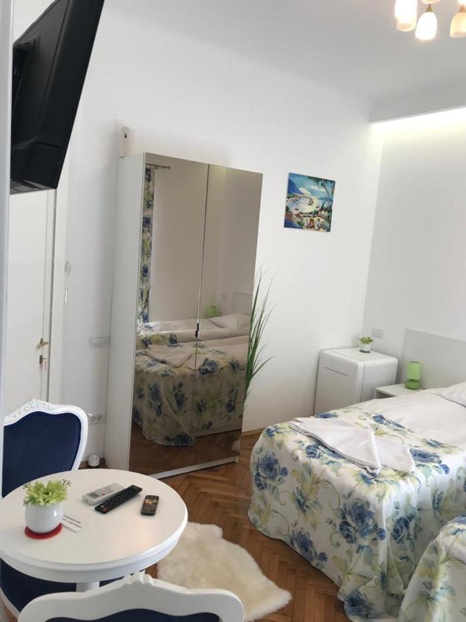 Victoria Luxury Apartment 11 Бухарест Екстер'єр фото