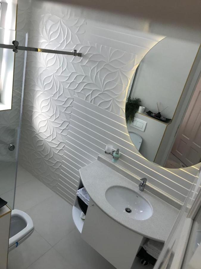 Victoria Luxury Apartment 11 Бухарест Екстер'єр фото
